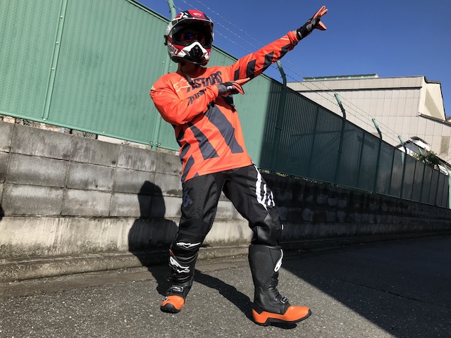 上下のモトクロスジャーズ